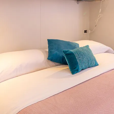 Familybo Santa Viola - Near Maggiore Hospital, Marconi Airport